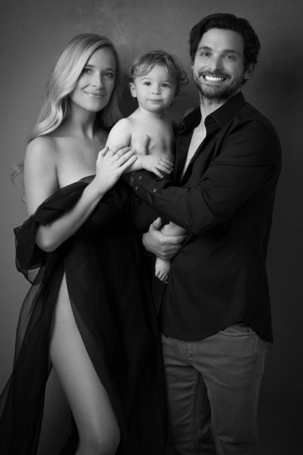 Jordan from The Balanced Blonde and her family.